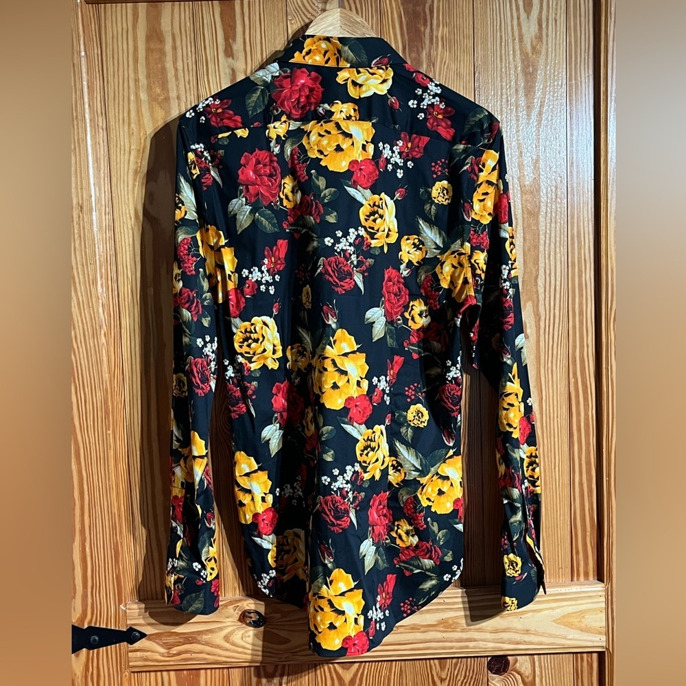 Paisley & Gray Slim Fit Tab Collar Black All Over Print Roses Club Shirt - Picture 4 of 14